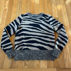 Banana Republic Sweater Womens Size Small Zebra Print Italian Merino Wool Blend